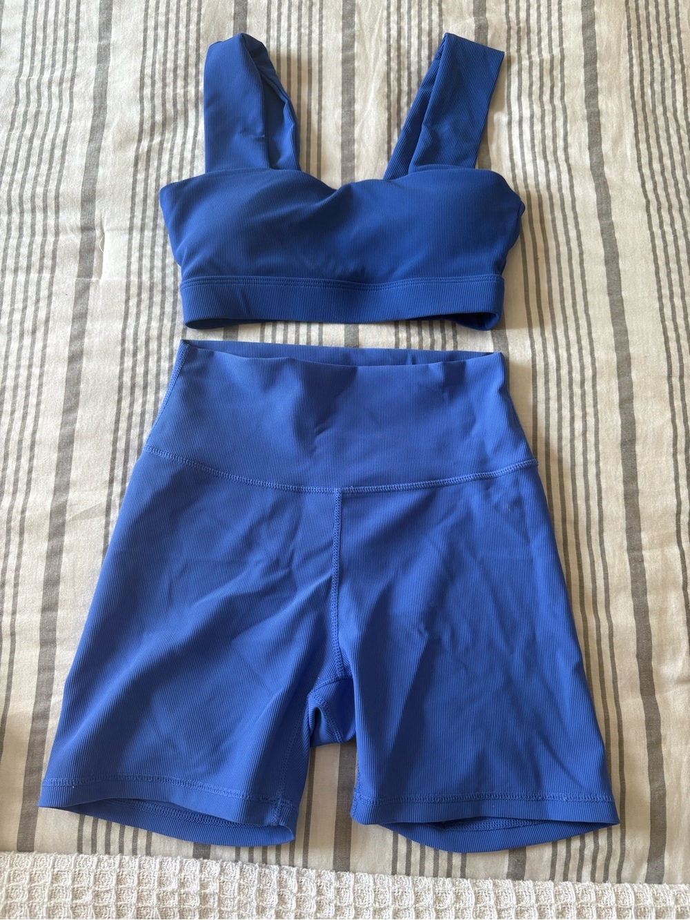 Wilo Sports Bra and Bike Shorts Set